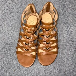 Apt. 9 Women's Tan Strappy Sandals
